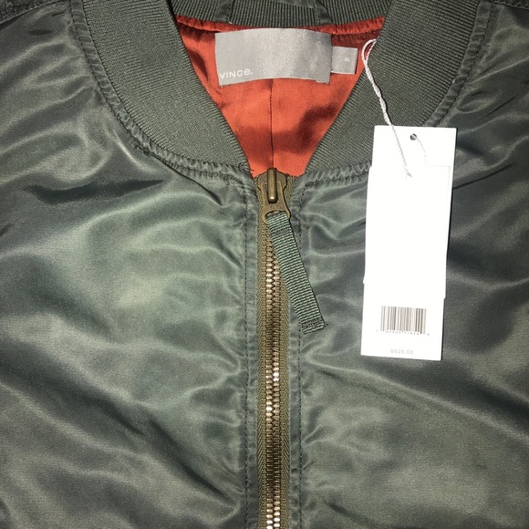 Men’s Vince Bomber jacket. - Picture 2 of 5